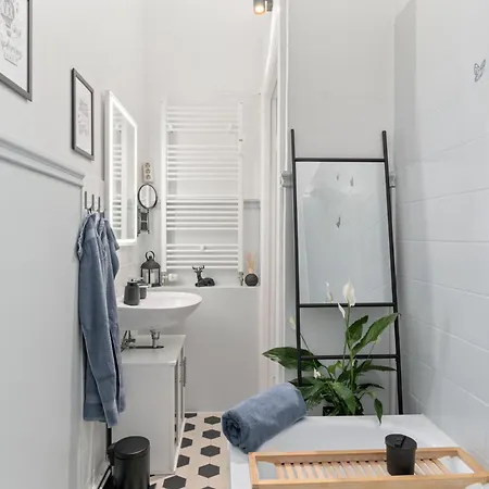 Homey - Im Viertel Mit Parkplatz Bremen