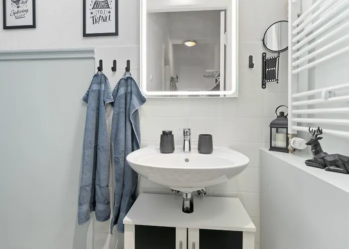 Apartament Homey - Im Viertel Mit Parkplatz Brema